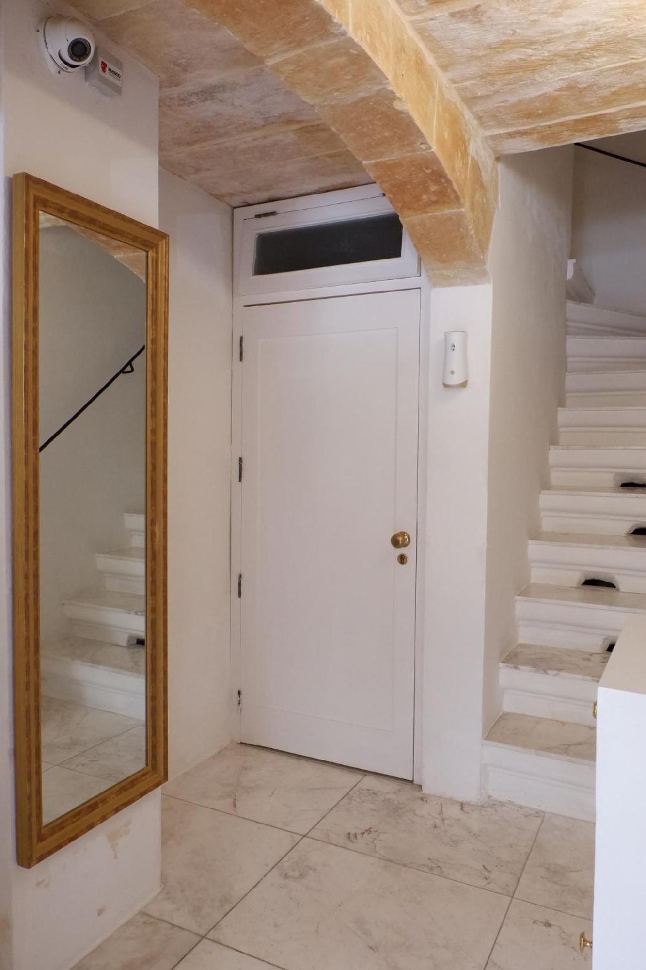 Spqr Studios Valletta Luaran gambar