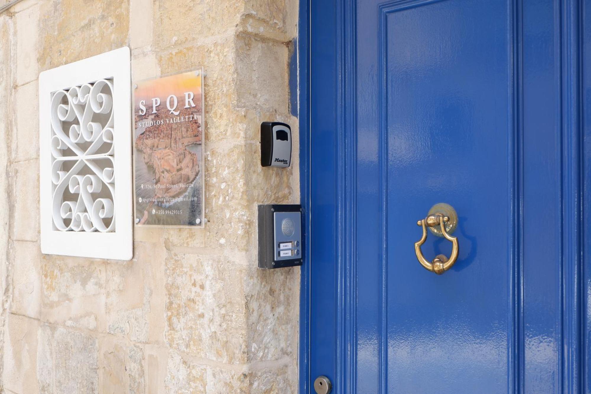 Spqr Studios Valletta Luaran gambar