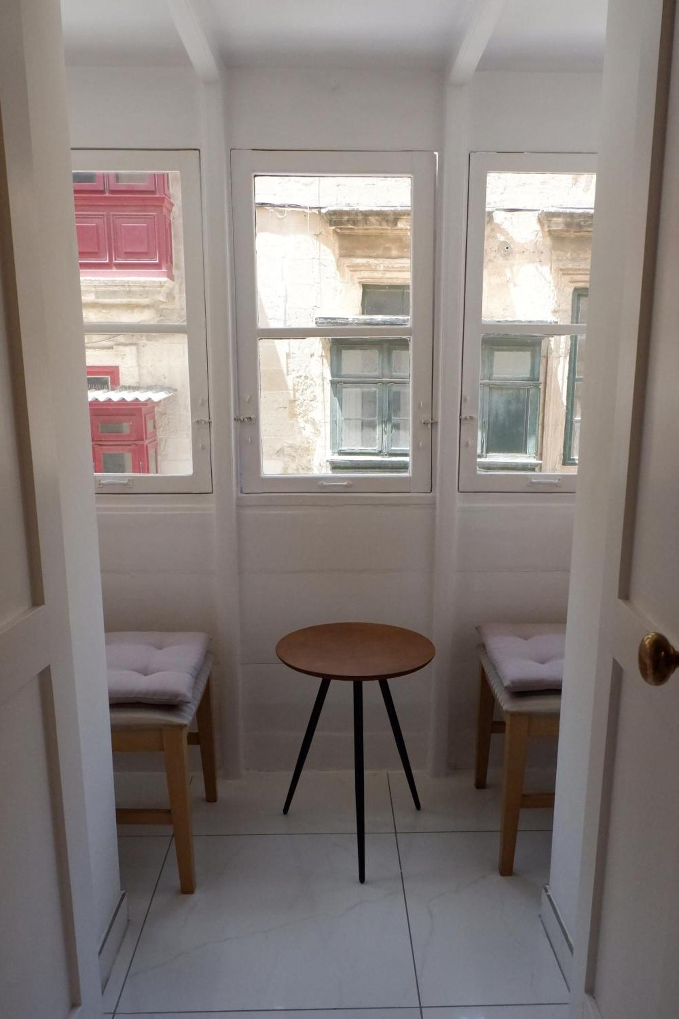 Spqr Studios Valletta Luaran gambar