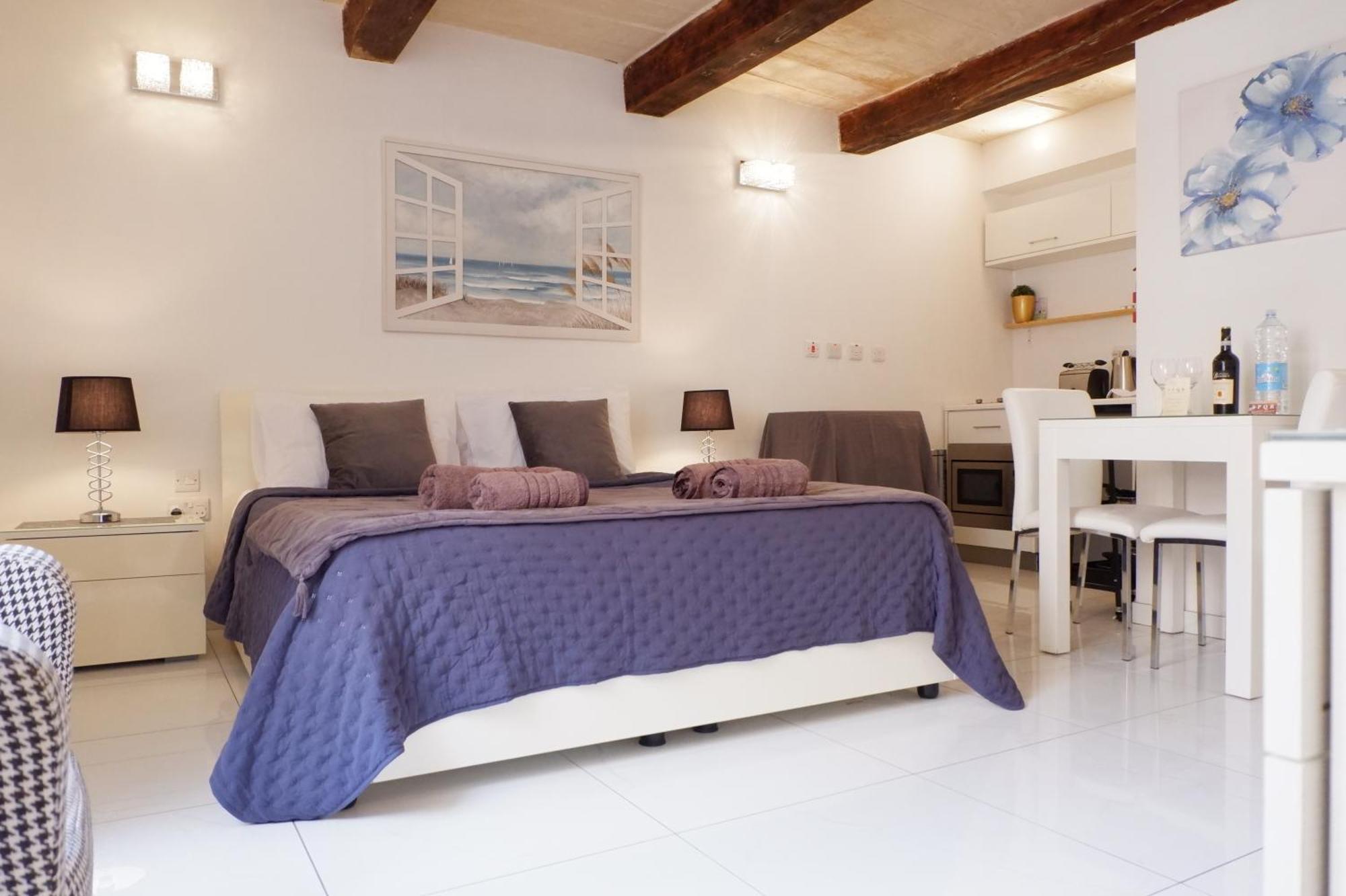Spqr Studios Valletta Luaran gambar