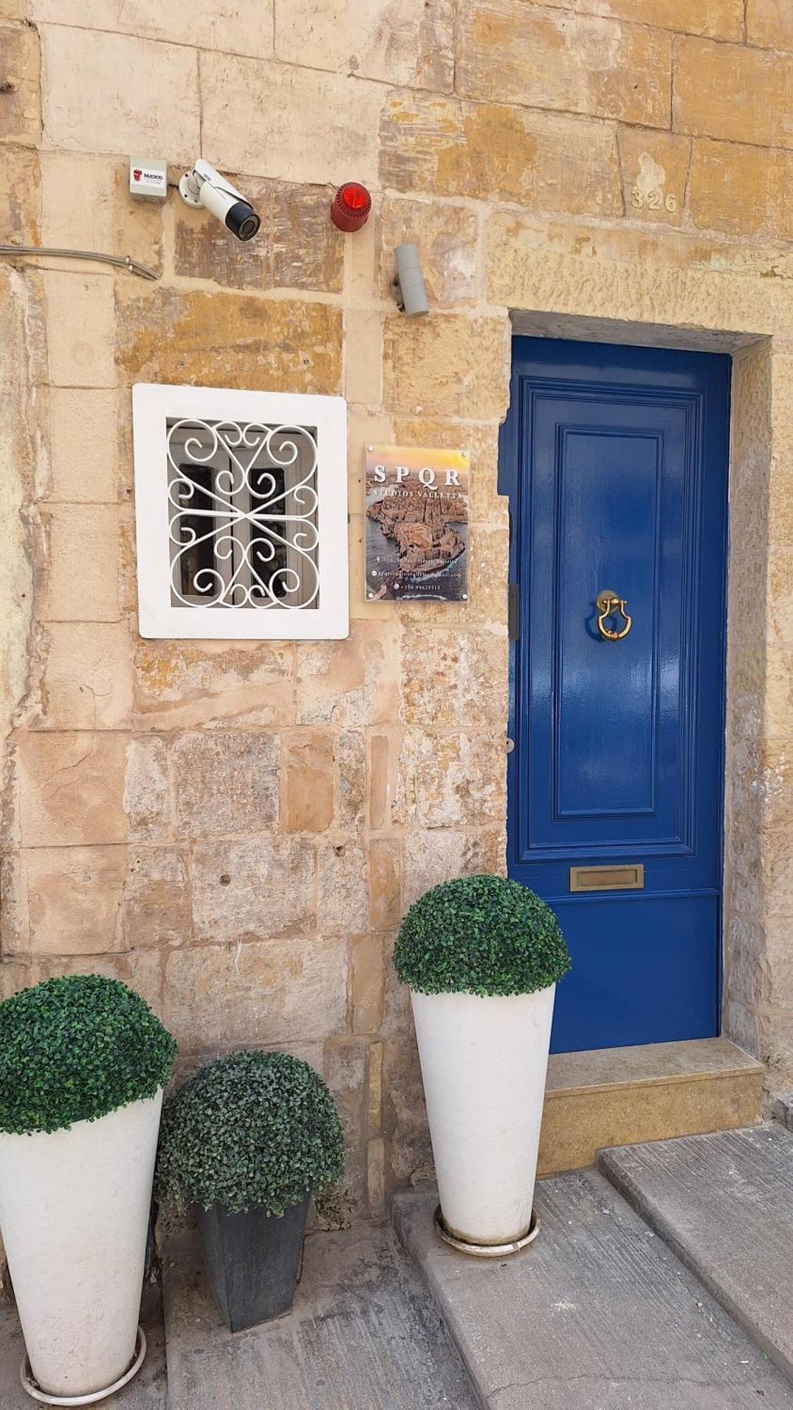 Spqr Studios Valletta Luaran gambar